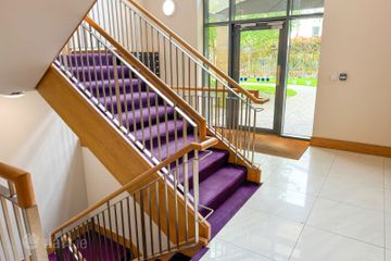 Apartment 9, The Sycamore, Elmfield, Leopardstown, Dublin 18, D18YX50 — photo 3