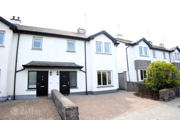 68 Baunoge, Mountpleasant, Loughrea, Co. Galway, H62X678 — photo 3