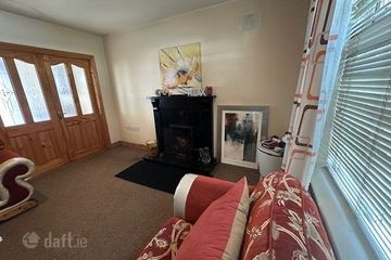 52 Chapelfields, Urlingford, Urlingford, Co. Kilkenny, E41P627 — photo 2