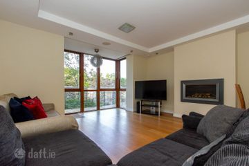 Apartment 7, Newpark, Newtownpark Avenue, Foxrock, Co. Dublin — photo 3
