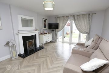 44 The Spires, Termonfeckin, Co Louth, A92R6P3 — photo 3