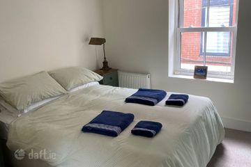 9 Eastmoreland Lane, Ballsbridge, Dublin 4 — photo 2
