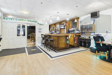 The Fiddlers Elbow, The Square, Ballaghaderreen Town, Co. Roscommon, F45T264 — photo 3