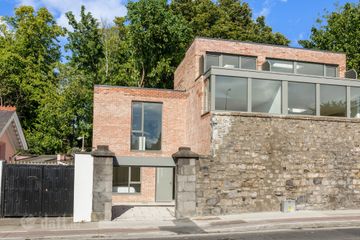 Belville Mews, 4 Stillorgan Road, Donnybrook, Dublin 4, D04 P8W6
