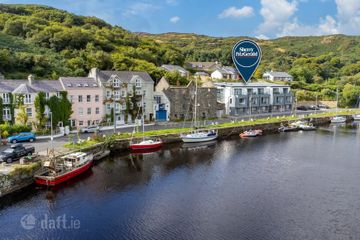 2 Clifden Quay, Beach Road, Clifden, Co.Galway, H71 TX37 — photo 3