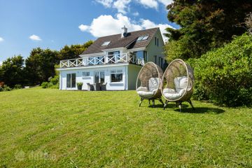 Sandycove, Kinsale, Co. Cork, P17A328 — photo 3