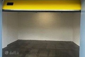 Ustoreit, Liffey Valley Office Campus, Palmerstown, Dublin 22 — photo 3