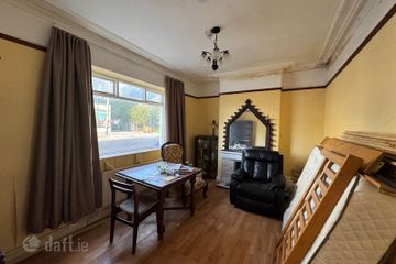 12 The Long Avenue, Dundalk, Dundalk, Co. Louth, A91V8F7 — photo 2