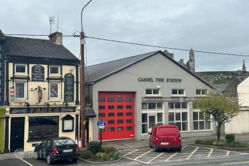 Ladyswell Street, Cashel, Co. Tipperary, E25RW10 — photo 2