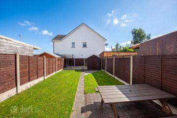 56 Heathfield Way, Dublin 11, Finglas, Dublin 11, D11K7F8 — photo 2