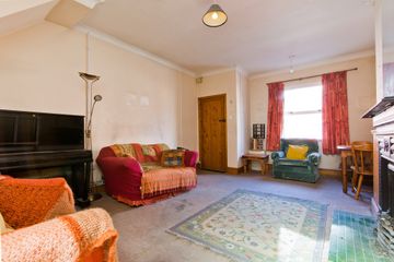 8 St Nicholas Place, Dublin 8, D08 E5X7 — photo 2
