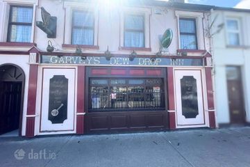 Garveys Dew Drop Inn, Market Square, Charlestown, Co. Mayo, F12P583