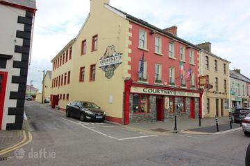 Courtneys Bar & Guest House, Main Street, Ballybunion, Co. Kerry, V31X054 — photo 2