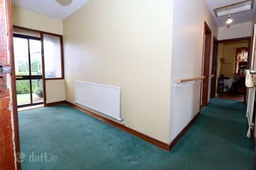 34 Clonbrusk, Athlone, Co Westmeath, N37 KX56 — photo 2