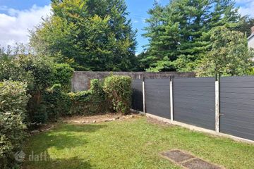 9 The Townhouses, Crab Lane, Ballintemple, Co. Cork, T12YHD7 — photo 3