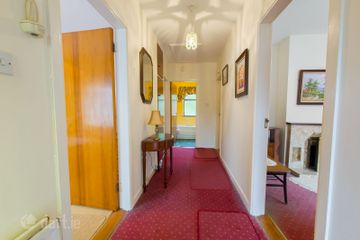 20 Lawn Park, Castlebar, Castlebar, Co. Mayo, F23AC97 — photo 2