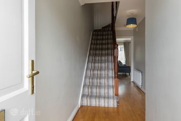 10 Glengarriff Crescent, Phibsborough, Dublin 7, D07F6V9 — photo 2