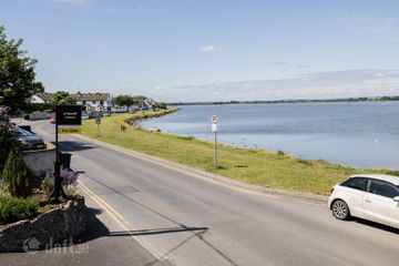 Domus, 5 Bissett`s Strand, Malahide, Co. Dublin, K36FW68 — photo 3