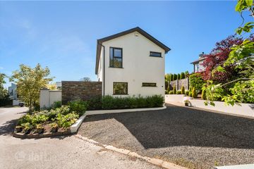 10 The Avenue, Woodville, Glanmire, Co. Cork, T45 Y897 — photo 2