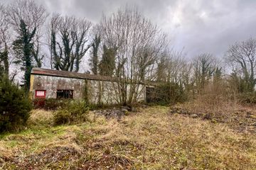 Taughmaconnell Co. Roscommon. 1.18 acre roadside site with large 3000 sq ft warehouse, Taghmaconnell, Co. Roscommon, H53V9D7 — photo 2