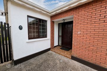 4 Manor Hill, Ballincollig, Co. Cork, P31E397 — photo 3