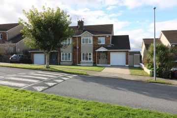60 Castle Court, Carrickbeg, Carrick-on-Suir, Co. Tipperary, E32FD37
