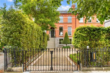 33 Ailesbury Road, Ballsbridge, Dublin 4, D04P8Y6 — photo 2