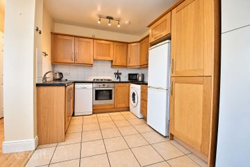 21 Hansted Close, Lucan, Adamstown, Co. Dublin, K78HN66 — photo 3