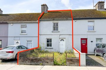 3 Banba Terrace, Kickham Street, Thurles, Co.Tipperary, E41E2K7 — photo 2