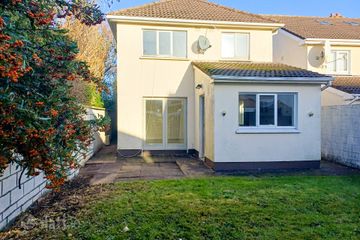 132 Meadow Park, Churchtown, Dublin 14, Co. Dublin, D14X2H6 — photo 3