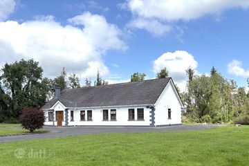 Tully Hall, Tully, Longford Town, Co. Longford, N39VR70