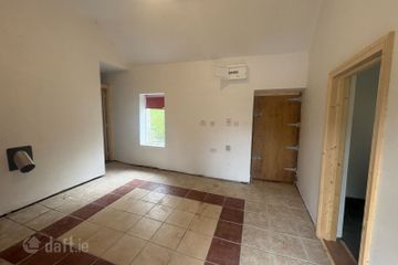 Rover, Ballyfarnon, Geevagh, Co. Sligo, F52X729 — photo 2