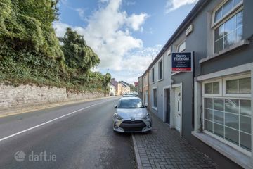 4 Barry's Terrace, Glanmire, Cork, T45 TY72 — photo 2