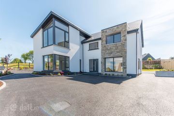 3 An Pairc Mor, Castlegar, Galway, Co. Galway, H91858K — photo 2