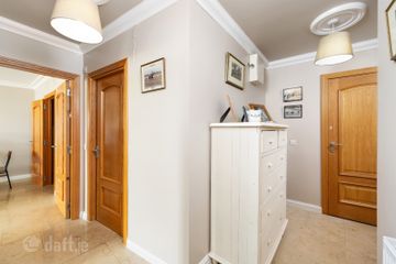 Apartment 12, Goldsmith Hall, Collegewood, Castleknock, Dublin 15, D15E436 — photo 2