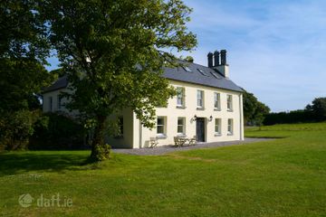 Drombeg House, Glandore, Co. Cork, P81HX75 — photo 2