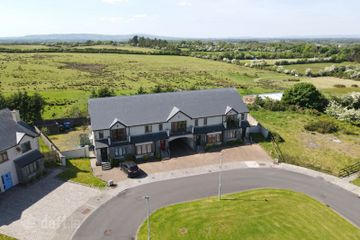 40d Carrowmore Drive, Knock, Knock, Co. Mayo, F12E037 — photo 2