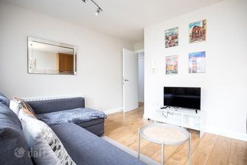 2 Bed Apartment, Old City Music Hall, Temple Bar, Dublin 8 — photo 3