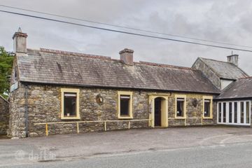Uisneach Inn, Killare, Ballinea, Mullingar, Co. Westmeath, N91HX26 — photo 3