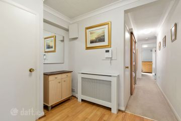 Apartment 1, Ashley Court, Donnybrook, Dublin 4, D04WY82 — photo 2