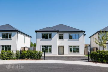11 Sion Gardens, Sion Road, Kilkenny, Co. Kilkenny, R95XR2D