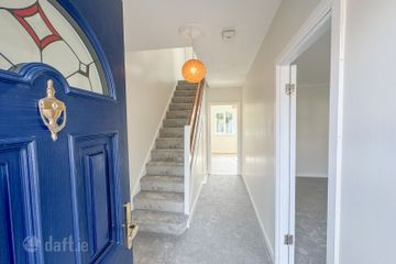 8 Stradbrook Close, Blackrock, Blackrock, Co. Dublin, A94VY26 — photo 2