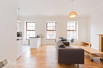 Apartment 2 72, Francis Street, Dublin 8 — photo 3
