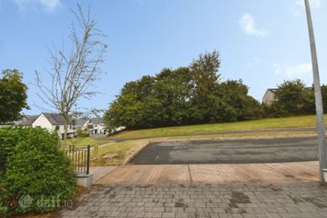 124 Butlers View, Ballinglanna, Glanmire, Co. Cork, T45ED27 — photo 3