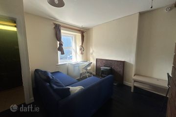 24 Saint Brendan'S Avenue, Woodquay, Woodquay, Co. Galway — photo 2