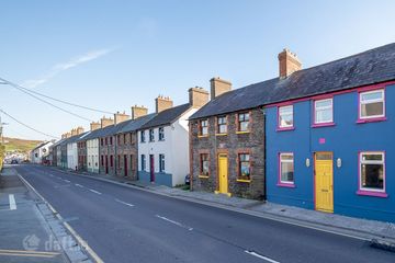 Ocean View, 133 The Wood, Dingle, Co. Kerry, V92C9X4 — photo 3