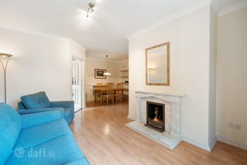 38 Brooklands, Nutley Lane, Donnybrook, Dublin, D04RC65 — photo 3