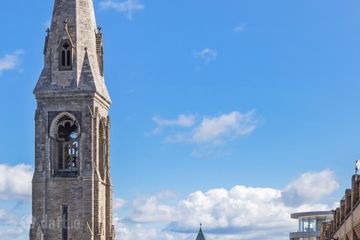 Apt 3, 5A George's Street Upper, Dun Laoghaire, Co. Dublin, A96 PX3N — photo 2