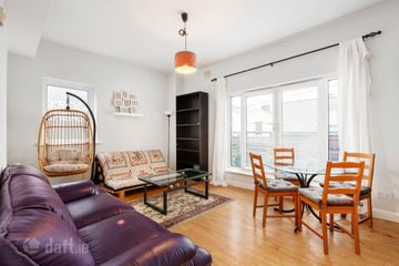 25 Carraig Court, George`s Avenue, Blackrock, Co. Dublin, A94PF59 — photo 2