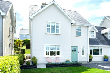 2 Clogheen Grove, Clonakilty, Co. Cork, P85KV00 — photo 2